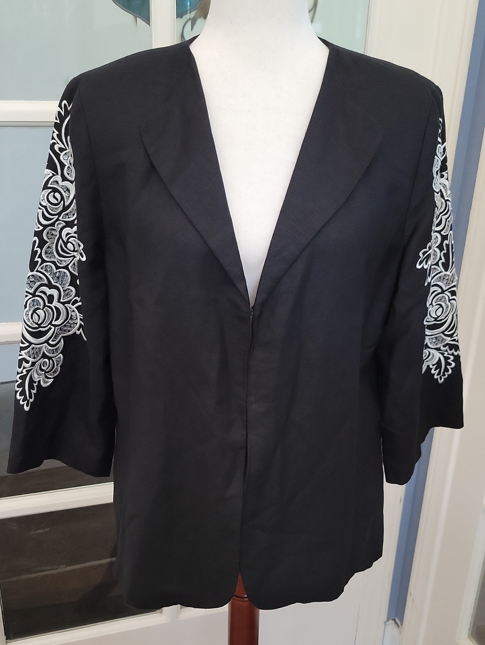 Vintage BOB MACKIE Black Jacket with White Embroidered 3/4 Sleeves | Size: M
